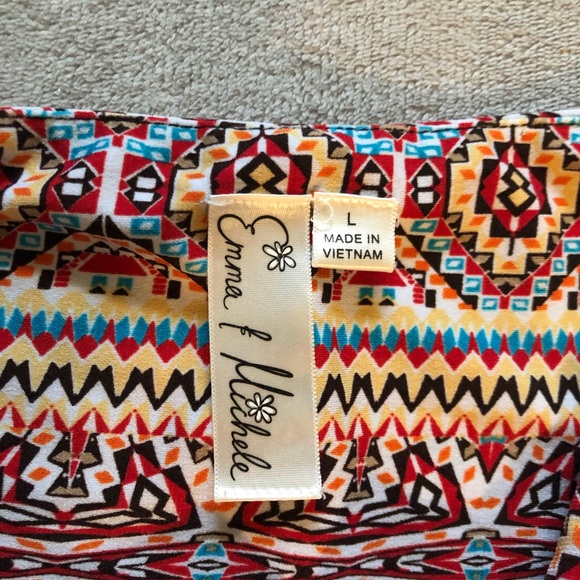 Beautiful/Colorful/Comfortable Dress - Picture 3 of 5